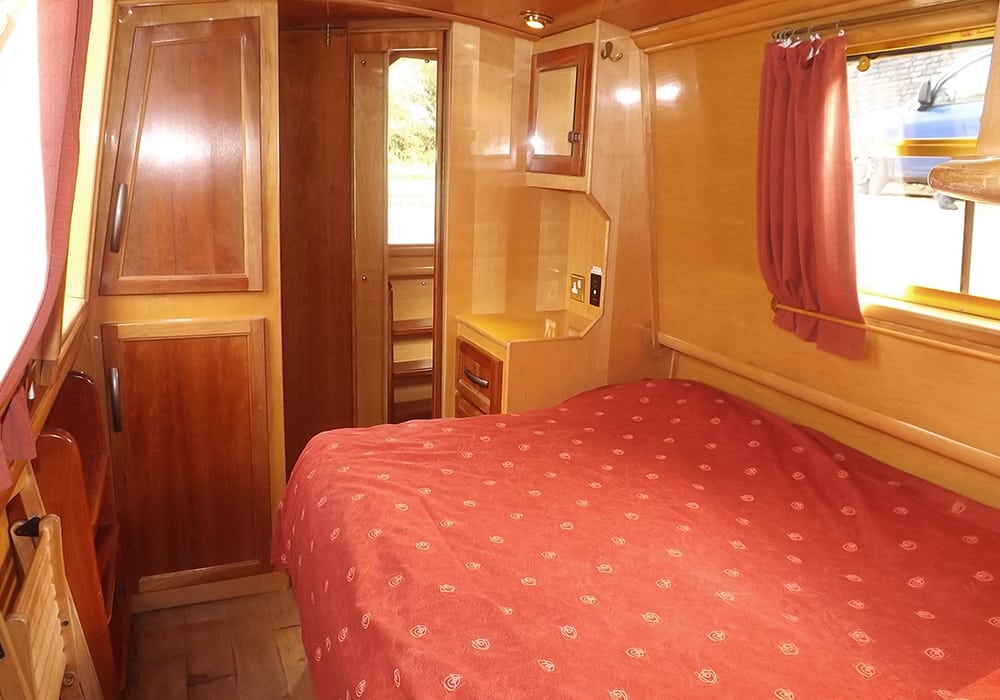 Arctic Fox Double Cabin Rear